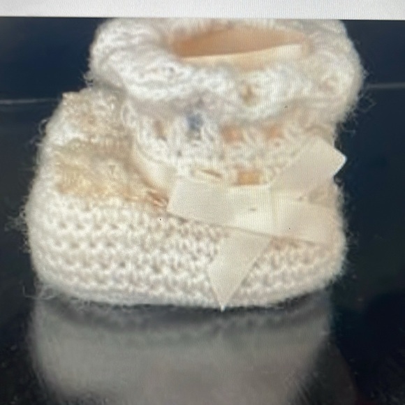 Vintage Glo Knit  Hand Knit Baby Booties - Picture 2 of 5